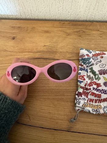 Lunette bébé fille