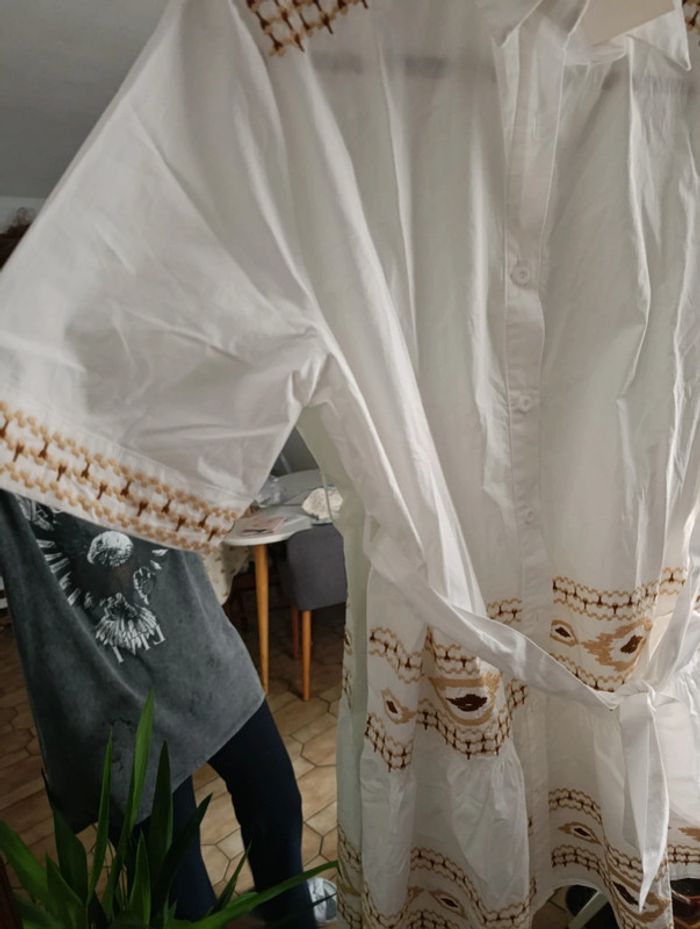 Robe neuve - photo numéro 2