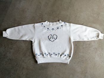 sweat blanc et bleu 4 ans