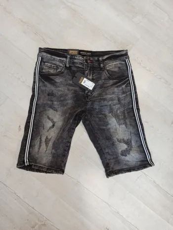 Short gris foncé homme 32US