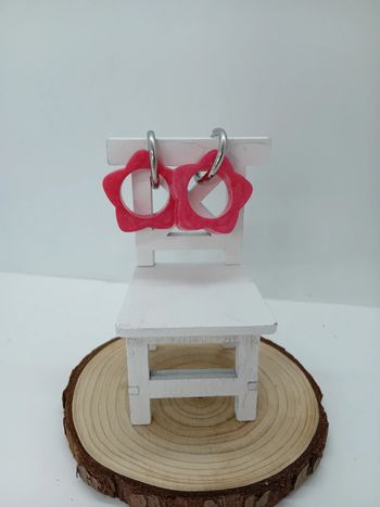 Boucles d'oreilles anneaux grandes fleurs rouges