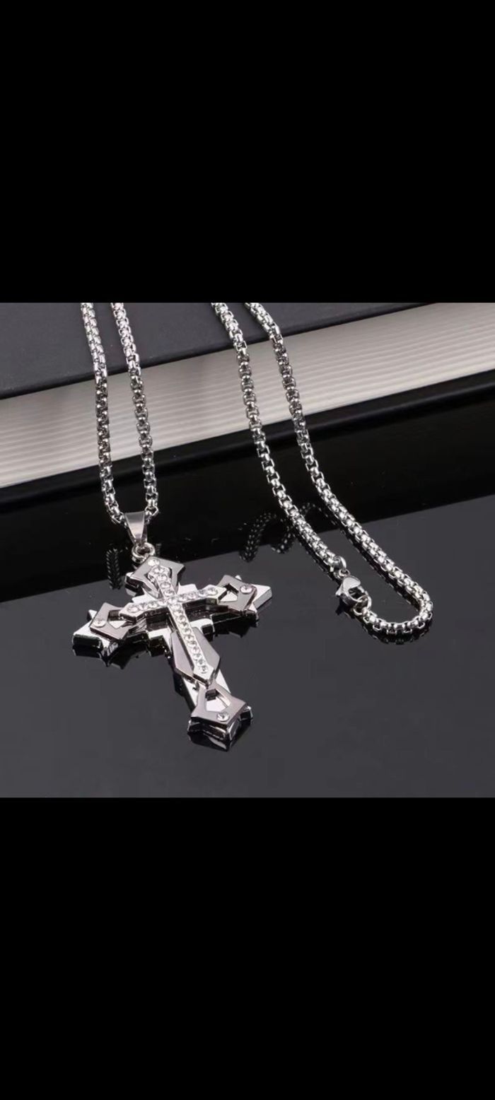 Très joli et grand Collier Pendentif Unisexe En Acier Inoxydable Plaqué Argent Style Rétro Vintage - photo numéro 5