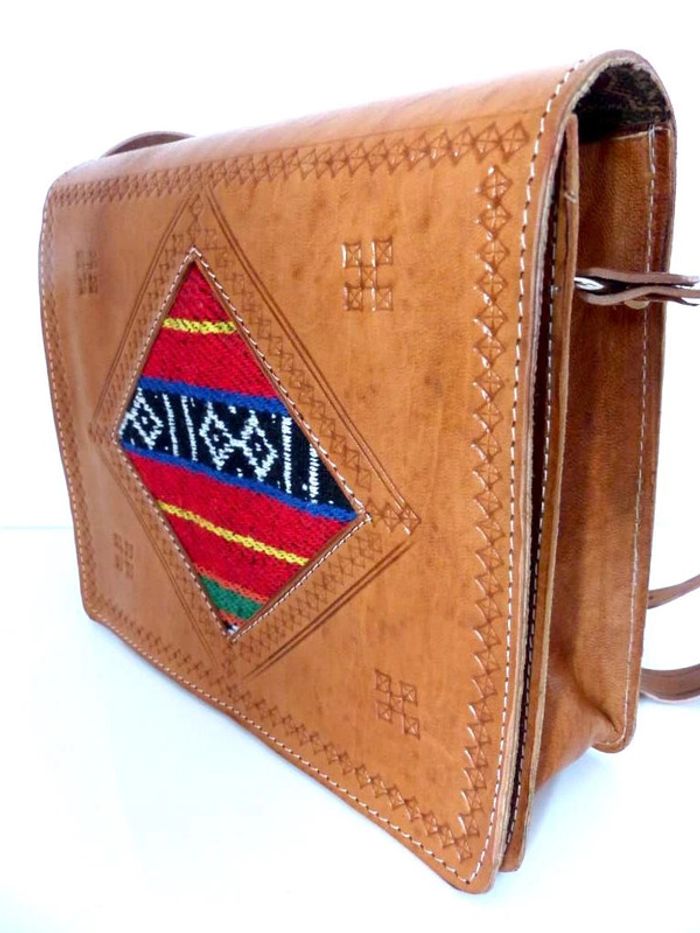 Sac bandoulière camel NEUF en cuir pleine fleur tannage naturel & laine Kilim besace ethnique - photo numéro 4