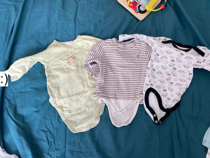Lot bébé 3 mois - photo numéro 7