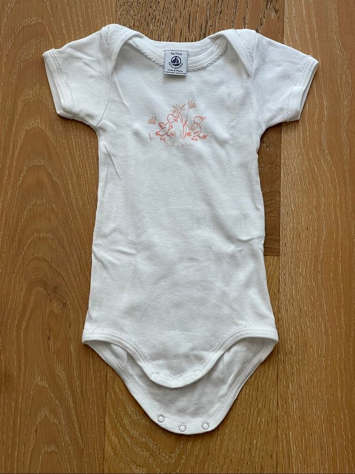 Petit Bateau lot 6 bodies manches courtes 9 mois - photo numéro 7