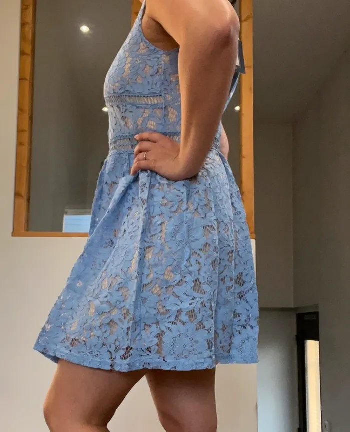 Robe bleu broderie dentelle mariage qed london sexy - photo numéro 3