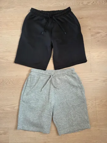 Lot de 2 short gris et noir