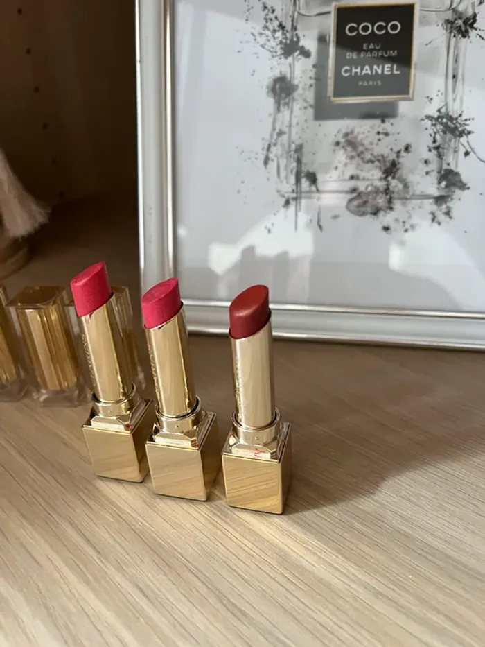 3 rouges à lèvres clarins - photo numéro 4