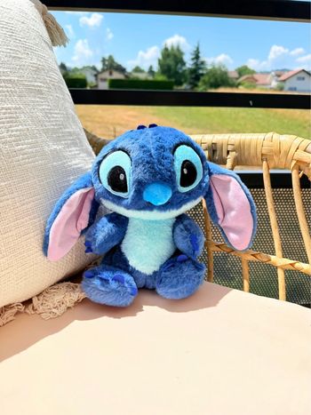 Stitch peluche toute douce