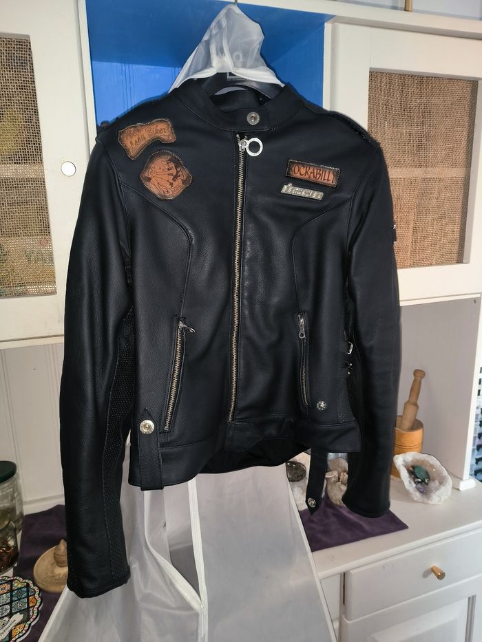 Veste moto cuir
