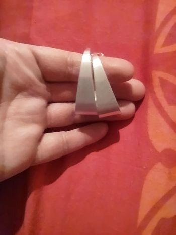 Boucles d'oreilles créoles allongées argentées