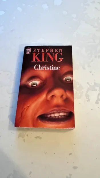 📘 Stephen King – Christine Éditions J’ai Lu – Texte intégral