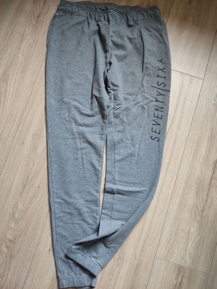 Pantalon survêtement/ jogging gris