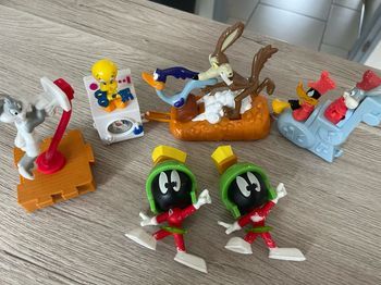 Figurine looney tunes