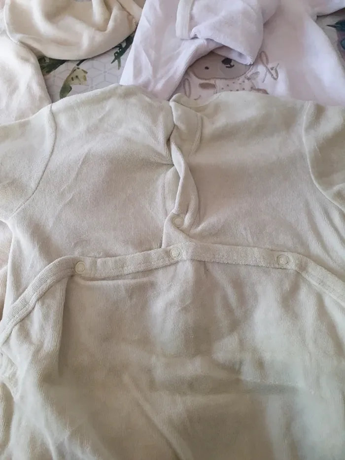 Lot de 3 pyjamas chaud 6 mois. - photo numéro 4