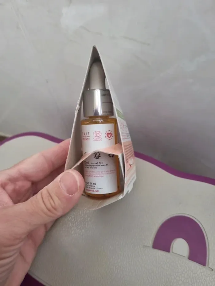 Sérum hydratant pour visage - photo numéro 3