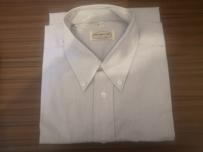 Chemisette homme. Milford Clan. Taille 41/42. Neuve sans étiquette.