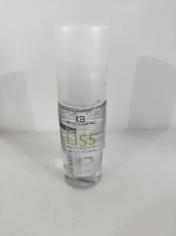 Institut claude bell serum à la keratine  frizz plus 50 ml valeur 14€ à utiliser 6M après ouverture