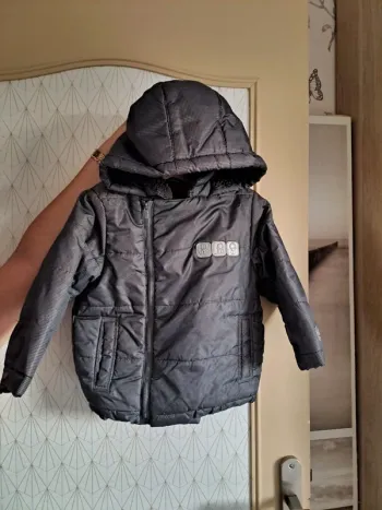 Manteau Obaïbi garçon chaud gris quasi pas porté 23 mois comme neuf