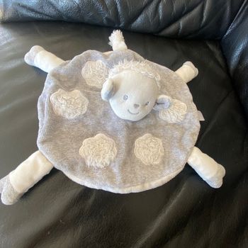 DOUDOU PLAT ROND MOUTON GRIS BLANC BRIOCHE 20CM