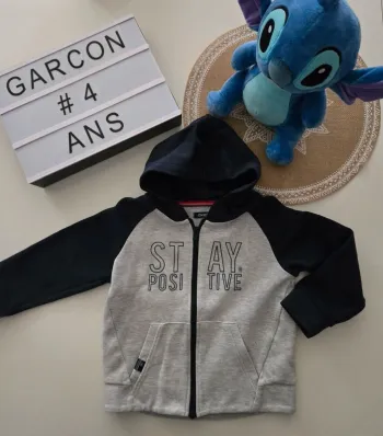 Veste zippée okaidi 4ans