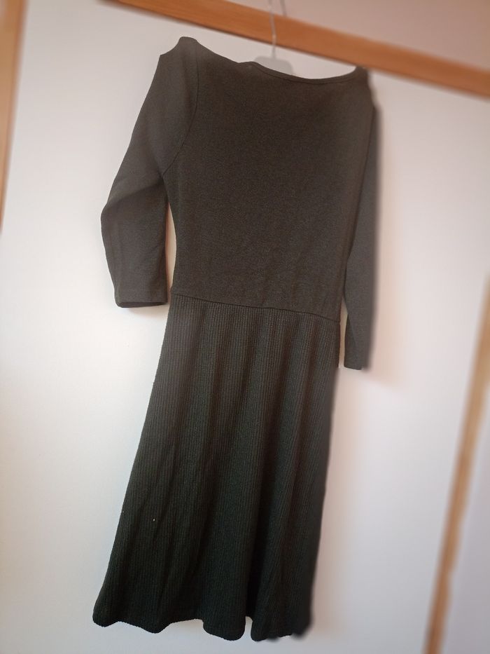 Robe Amadi - photo numéro 3