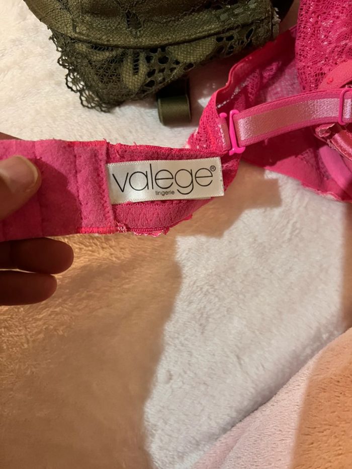 Lot de 2 Soutien Gorge Dentelle Push Taille 95D Modèle Dahalia - photo numéro 7