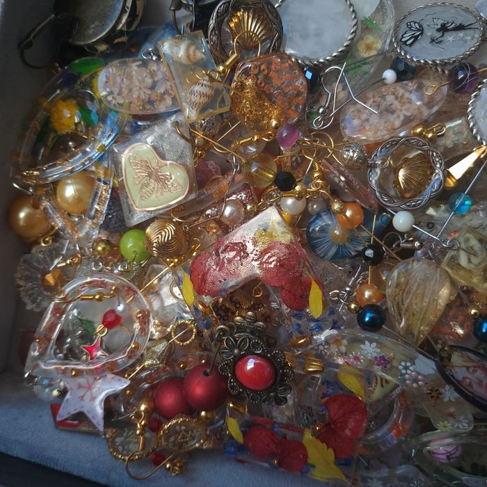 Lot de boucles d'oreilles pendante multicolore artisanale résine - photo numéro 5