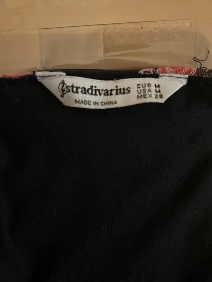 Robe stradivarius M fleurie - photo numéro 5