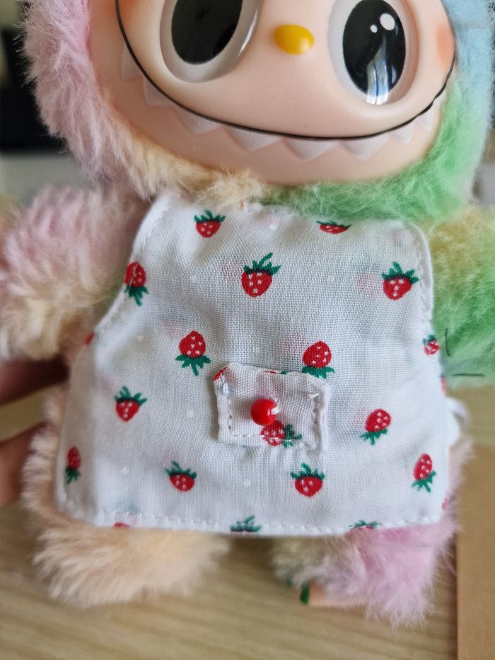 Tablier pour poupee genre labubu - photo numéro 5