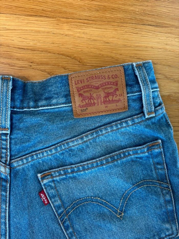 Short Lévis taille 25 - photo numéro 3