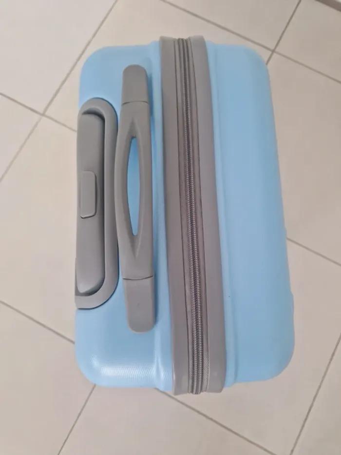 Valise de cabine rigide à roulette Stitch Disney bleu - photo numéro 5