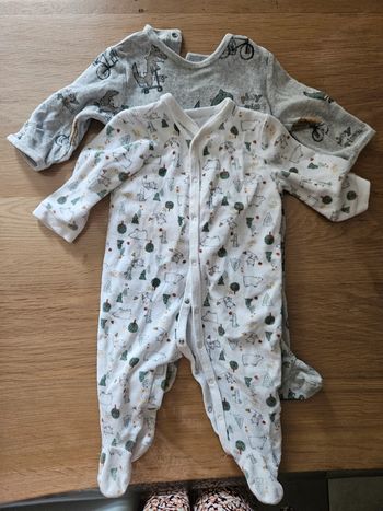 Lot 2 pyjama chaud
