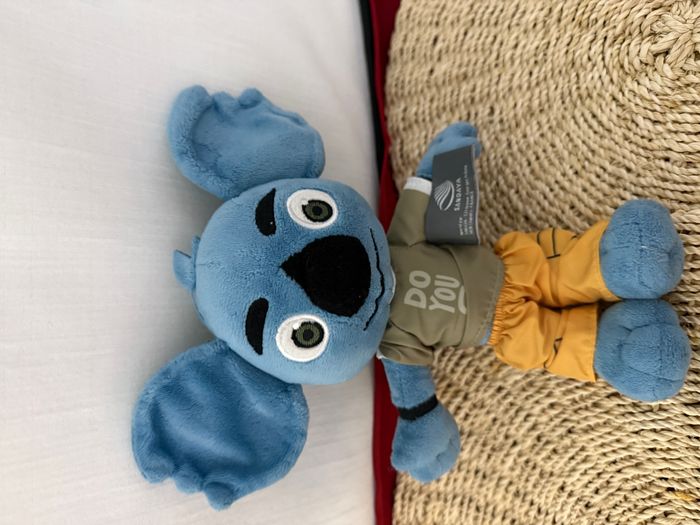 Peluche Koala SANDAYA Camping Koolaya Do You ? bleu jaune