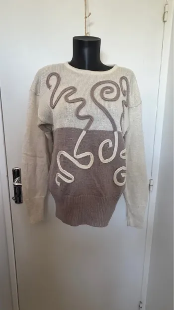 Pull femme taille 40 très bon état