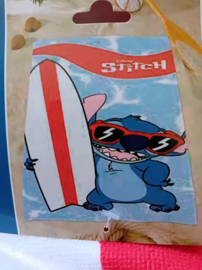 Serviette de bian/plage Disney stitch
