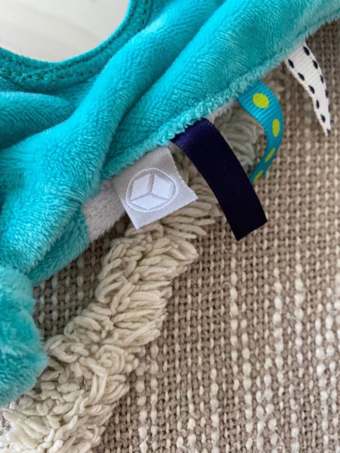 Peluche doudou plat 21cm oxybul poupée fille rousse bleu blanc très bon état - photo numéro 4