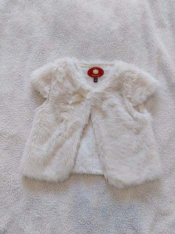 Gilet sans manches fausse fourrure
