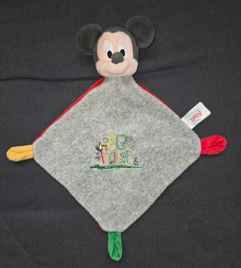 Doudou Mickey  losange plat gris - Go Wild Pélican-Disney