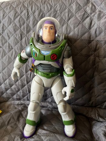 Buzz l’éclair Lightyear Large Scal HJJ34