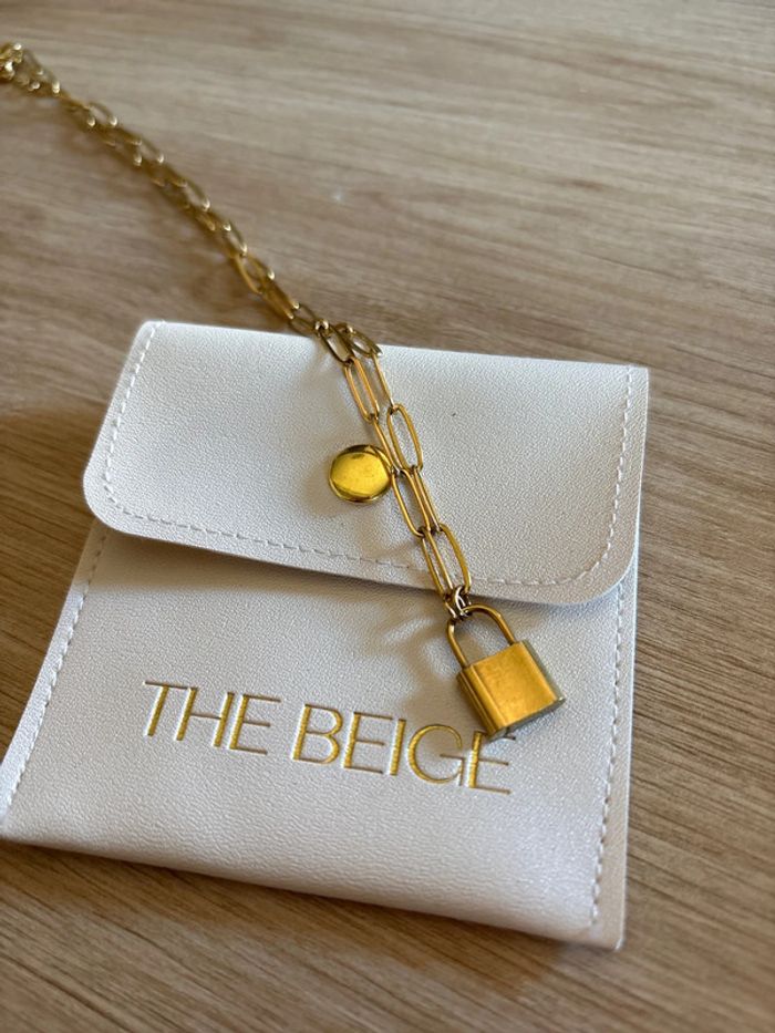 Collier the beige