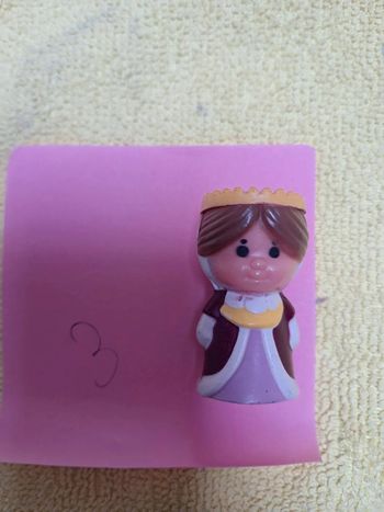 Personnage vulli arbre magique klorofil reine citrouille