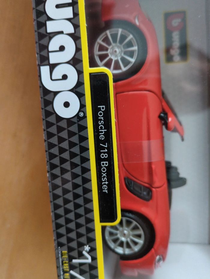 Voiture bburago porche 718 boxster - photo numéro 2