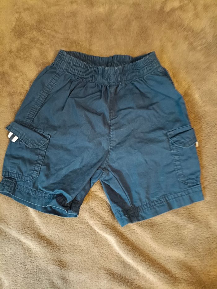 Short en coton bleu