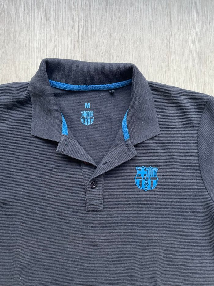FC Barcelone Polo- Taille M - Parfait état - photo numéro 2