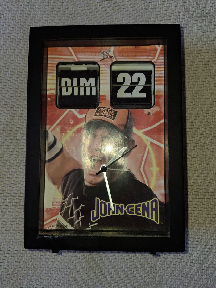 Horloge et date John Cena