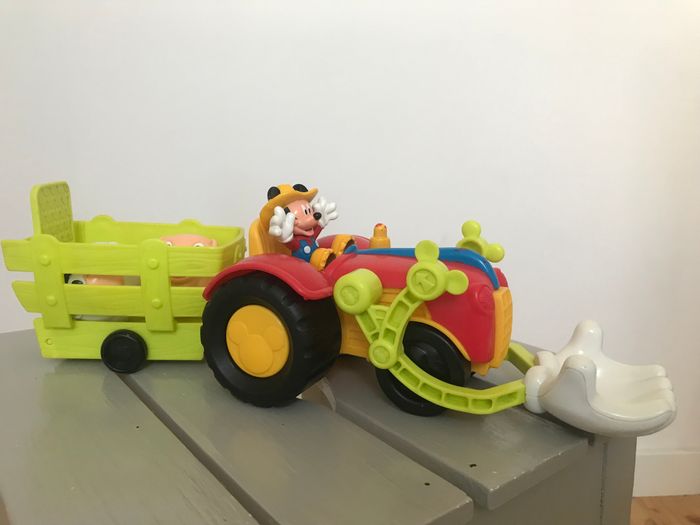 Le tracteur de Mickey-remorque et personnages +2 ans - photo numéro 3