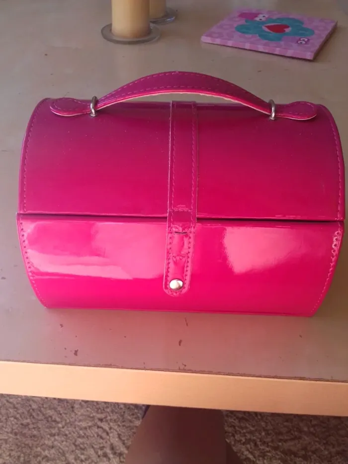 Coffre à bijou rose