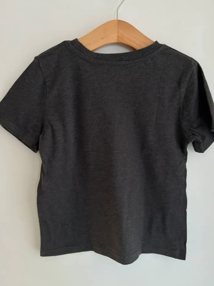 Tee shirt Batman HetM 5/6 ans - photo numéro 2