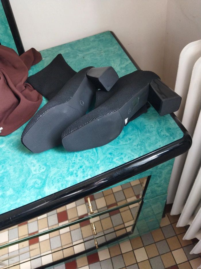 #aline11052405 bottines noires - photo numéro 3